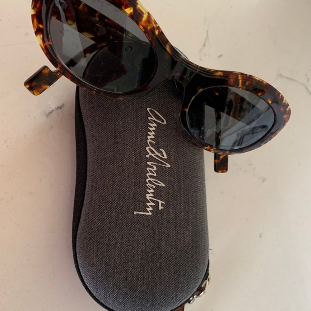 Anne et Valentin So Sweet in Tortoise